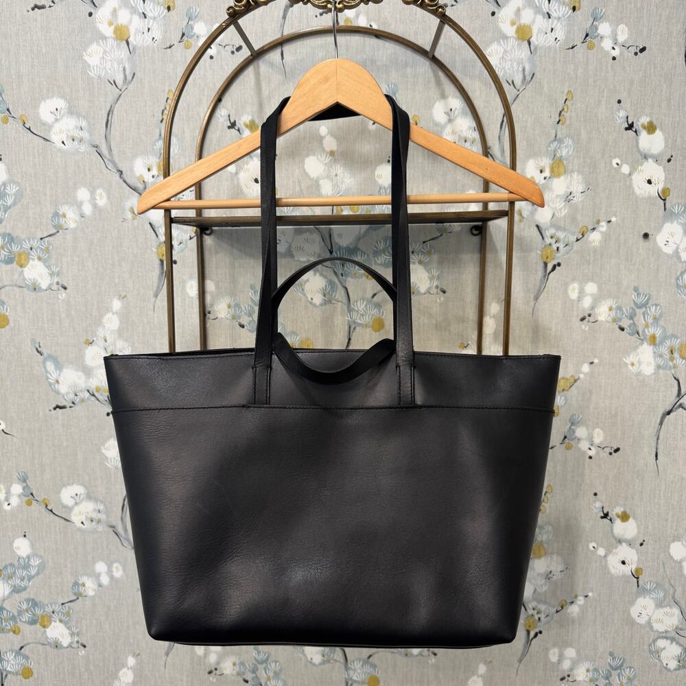 Madewell The Zip Top Essential Tote in Black Leather - NWT